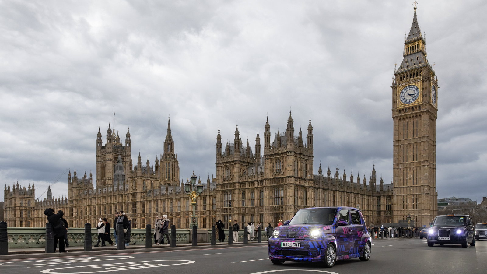 Honda Super EV Concept on Westminster Bridge